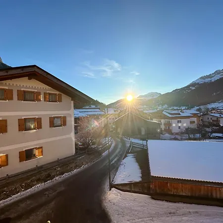 Ciasa De Doni Apartment Pozza di Fassa Exterior photo